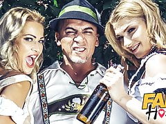 Натянул двух красивых девушек после минета Смотреть Натянул двух красивых девушек после минета